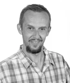 Robert-Latuszek_headshot